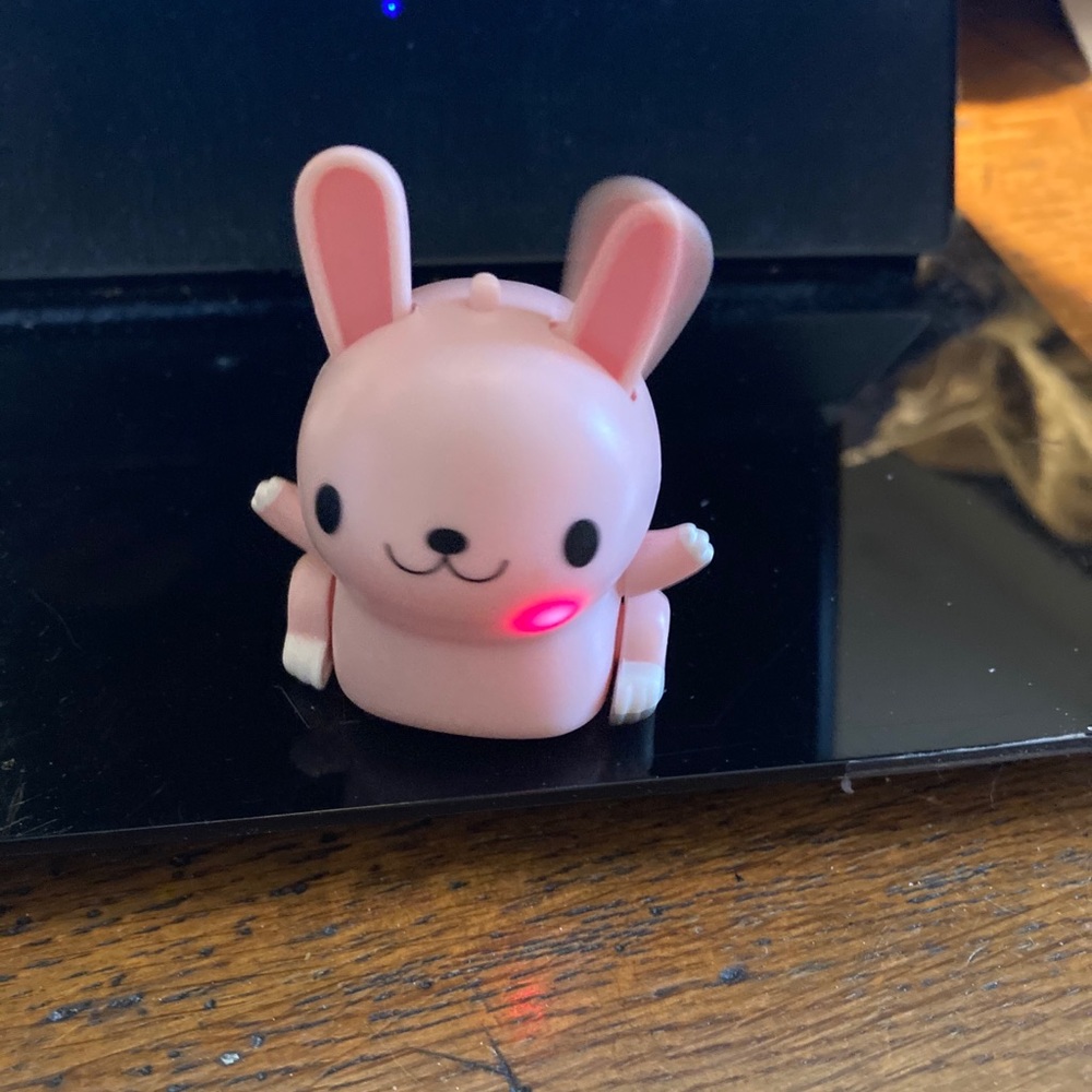 Tomy MiicroPets electronic bunny 2002